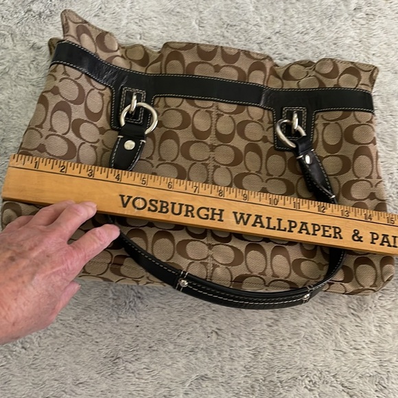 Coach Penelope Signature collection Purse  Tan  Black  Slvr
Hardware - Picture 7 of 14